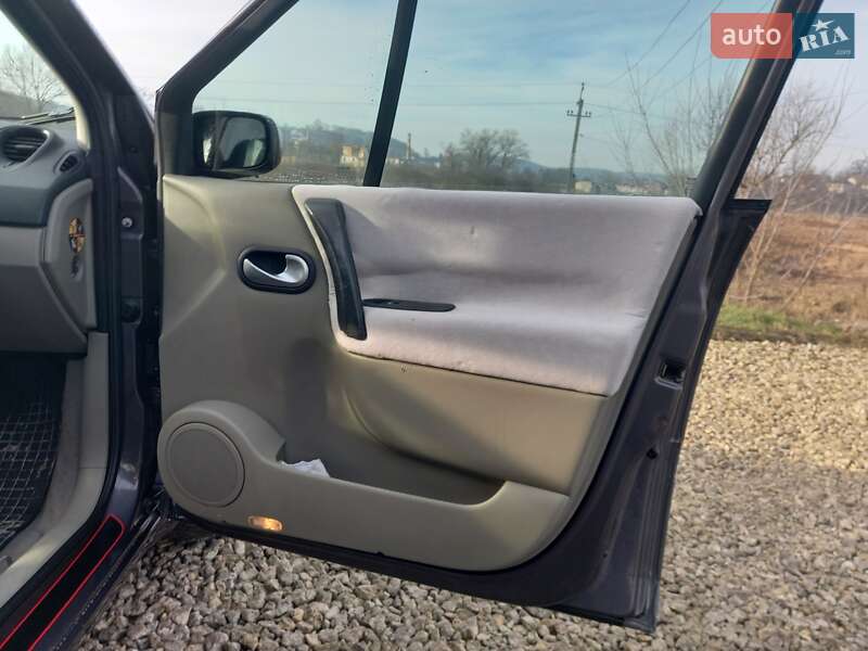 Мінівен Renault Scenic 2005 в Тернополі