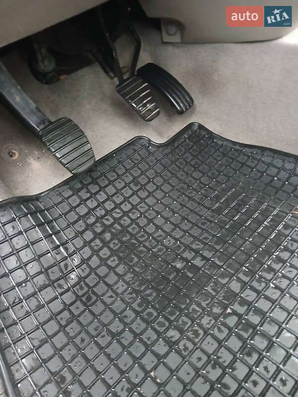 Мінівен Renault Scenic 2005 в Тернополі