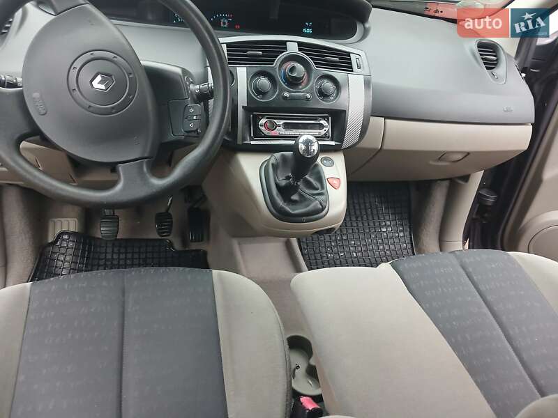Мінівен Renault Scenic 2005 в Тернополі