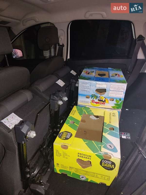 Минивэн Renault Scenic 2012 в Сумах