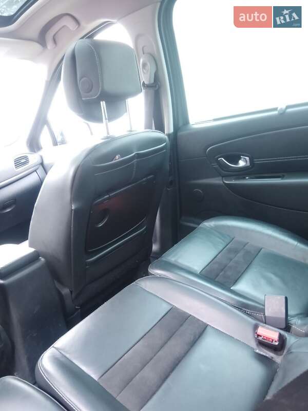 Минивэн Renault Scenic 2013 в Старой Выжевке фото 11 Минивэн Renault Scenic 2013 в Старой Выжевке