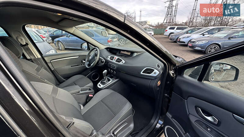 Минивэн Renault Scenic 2010 в Луцке