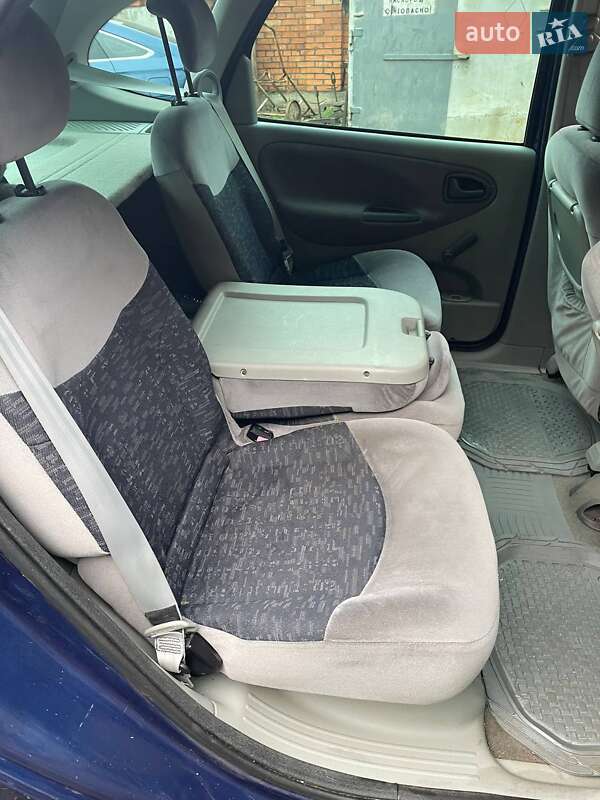 Мінівен Renault Scenic 2001 в Кривому Розі фото 20 Мінівен Renault Scenic 2001 в Кривому Розі