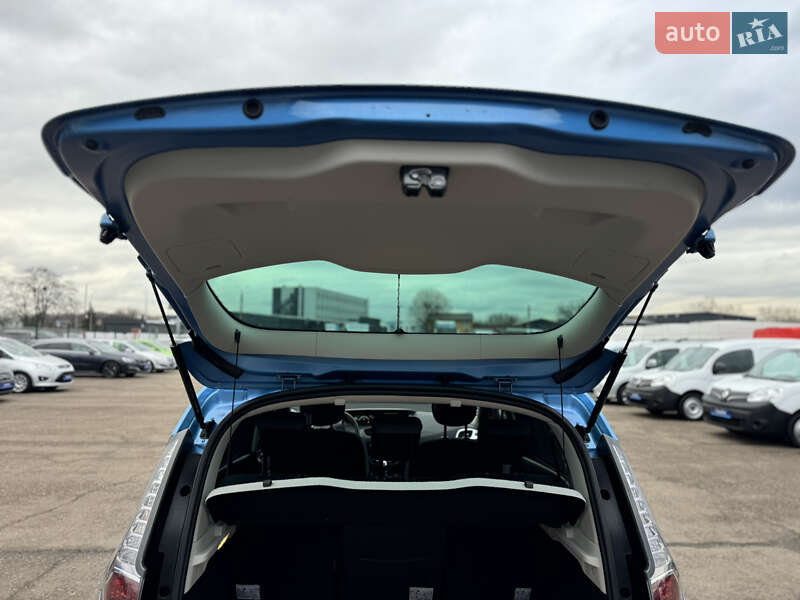 Мінівен Renault Scenic 2012 в Києві