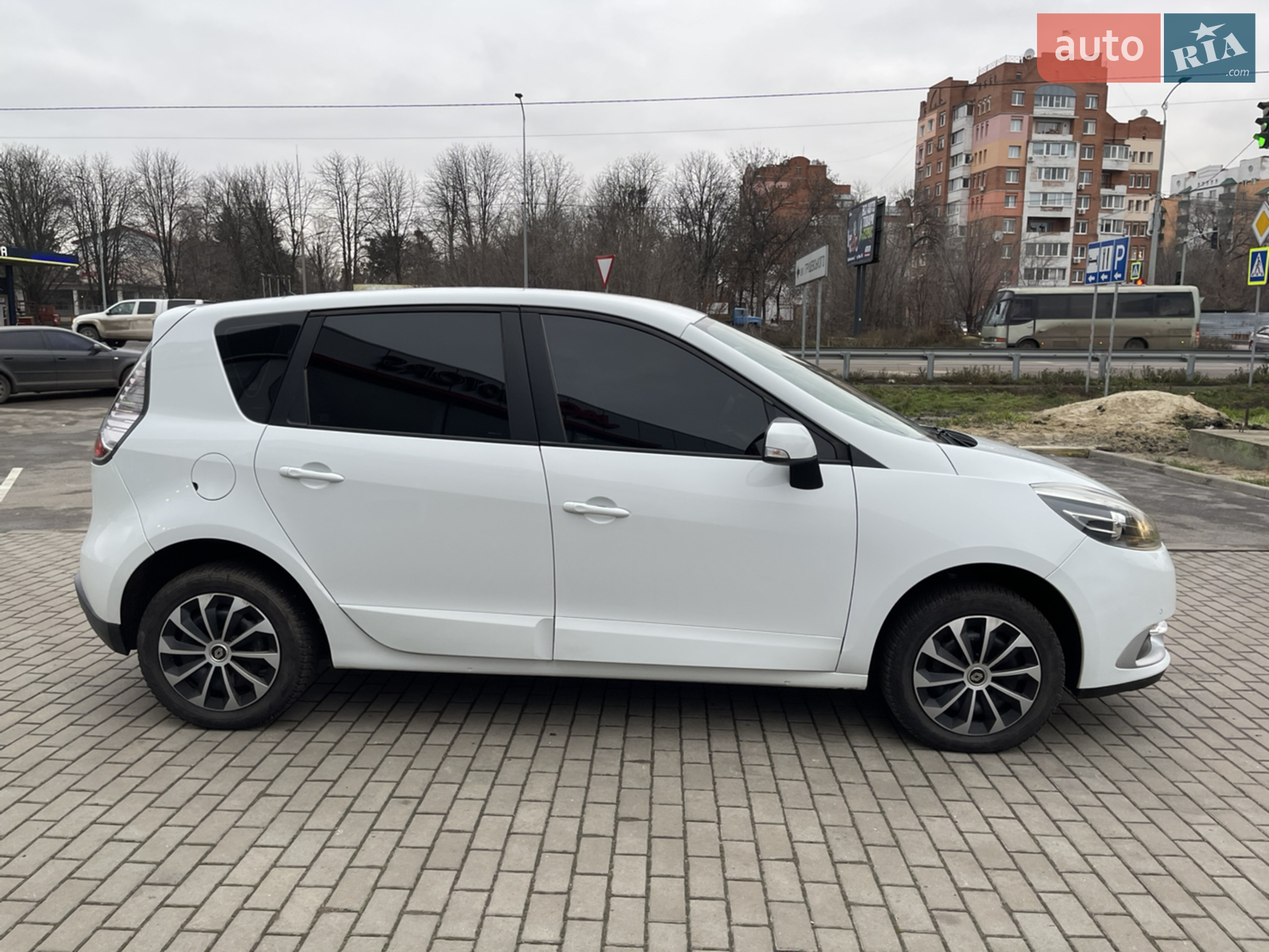 2014 Renault Scenic - мініатюра 9