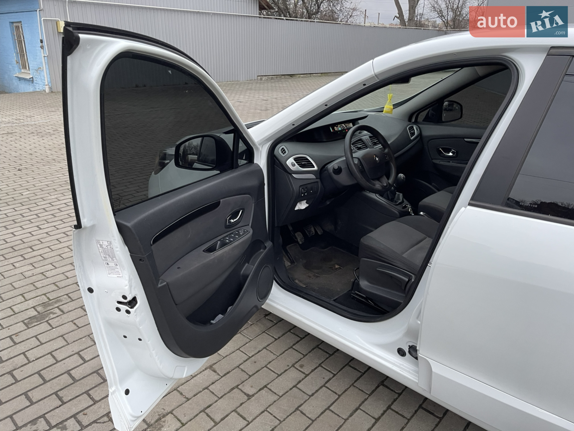 2014 Renault Scenic - мініатюра 18