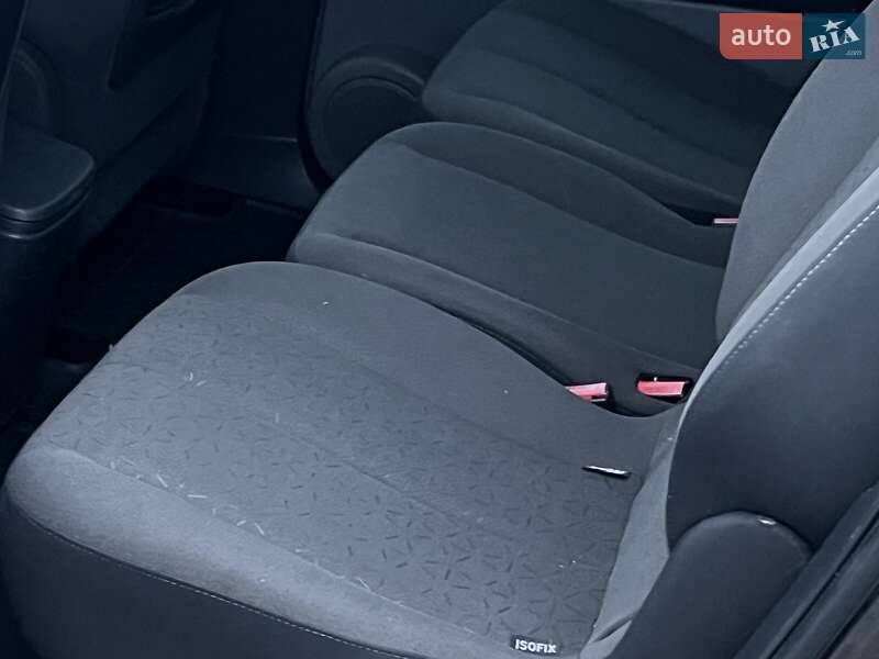 Минивэн Renault Scenic 2009 в Мене