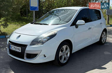 Мінівен Renault Scenic 2010 в Нововолинську