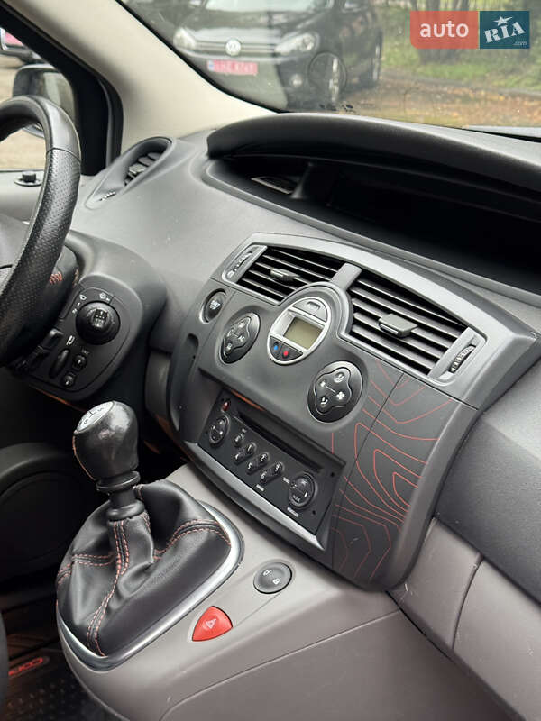 Минивэн Renault Scenic 2008 в Луцке
