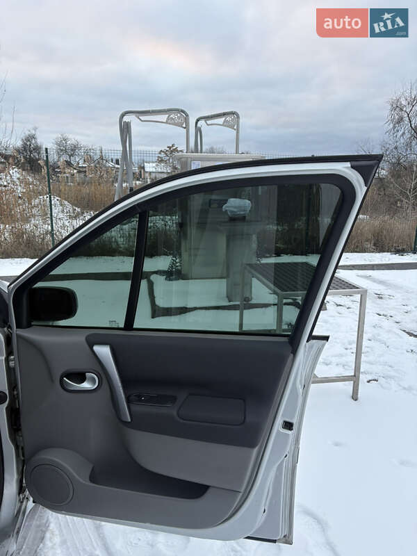 Минивэн Renault Scenic 2008 в Днепре