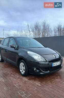 Мінівен Renault Scenic 2009 в Сарнах