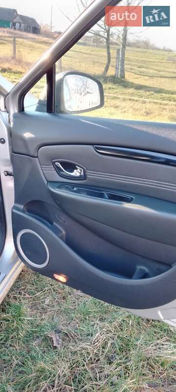 Минивэн Renault Scenic 2011 в Житомире фото 2 Минивэн Renault Scenic 2011 в Житомире