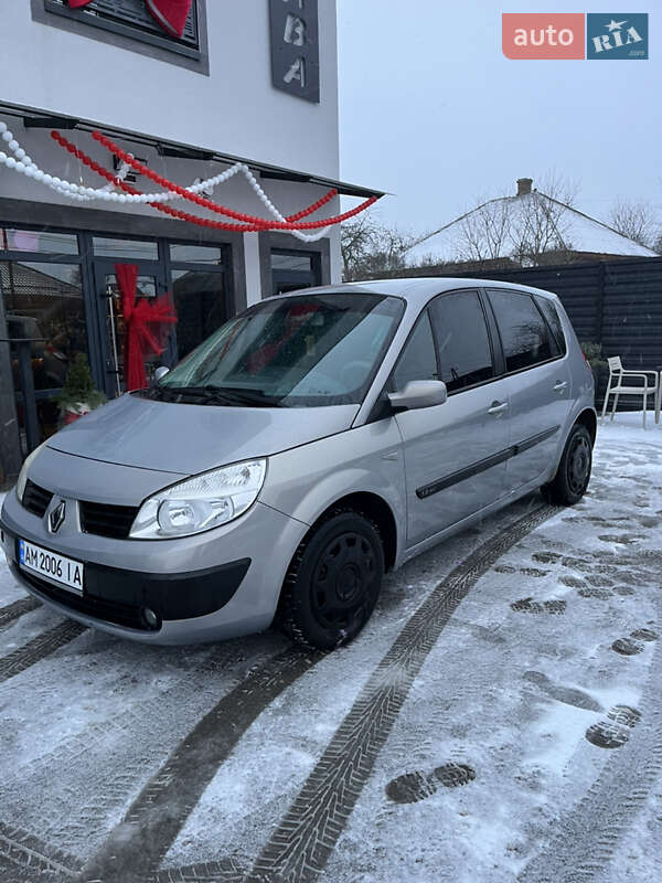 Мінівен Renault Scenic 2005 в Овручі