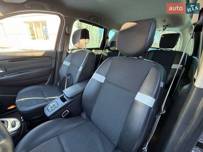 Минивэн Renault Scenic 2011 в Кропивницком