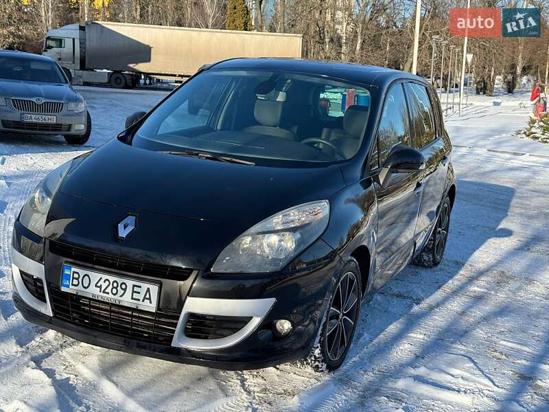 Минивэн Renault Scenic 2011 в Кропивницком