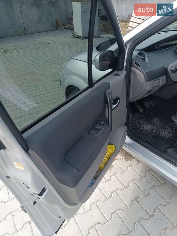 Минивэн Renault Scenic 2006 в Дунаевцах фото 8 Минивэн Renault Scenic 2006 в Дунаевцах