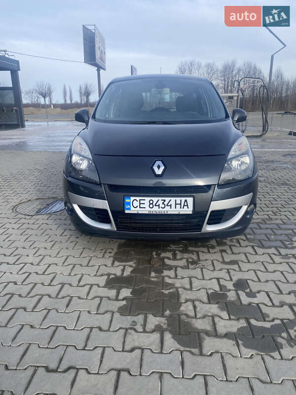 Мінівен Renault Scenic 2010 в Чернівцях