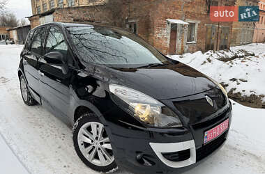 Минивэн Renault Scenic 2011 в Луцке