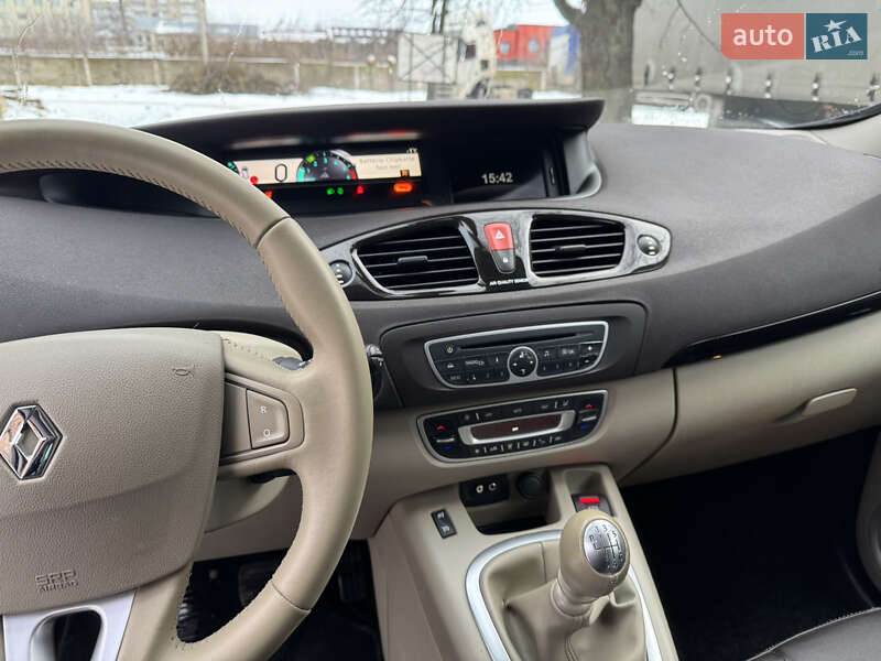 Минивэн Renault Scenic 2011 в Луцке