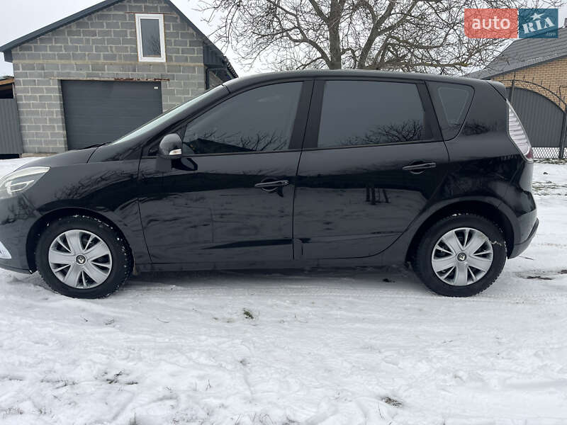 Минивэн Renault Scenic 2012 в Чигирине