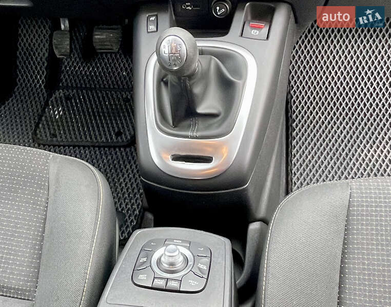 Минивэн Renault Scenic 2009 в Ужгороде