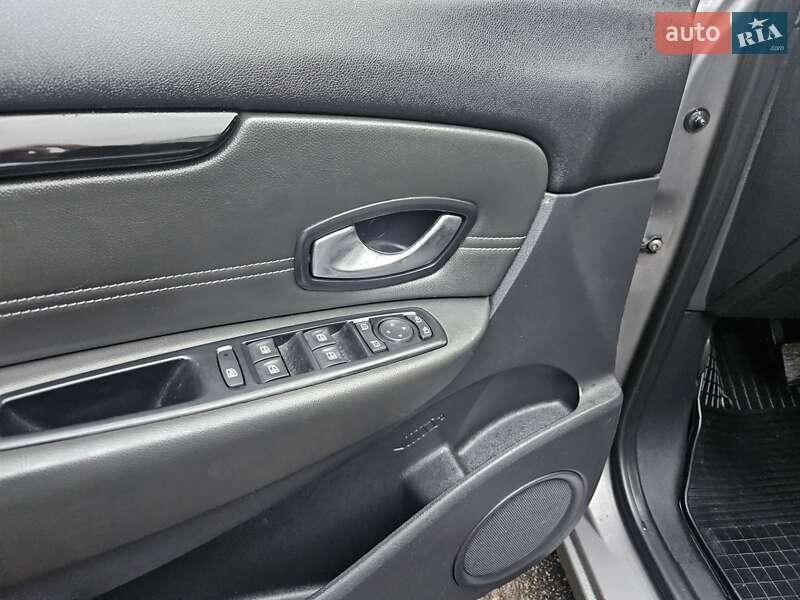 Мінівен Renault Scenic 2012 в Вінниці