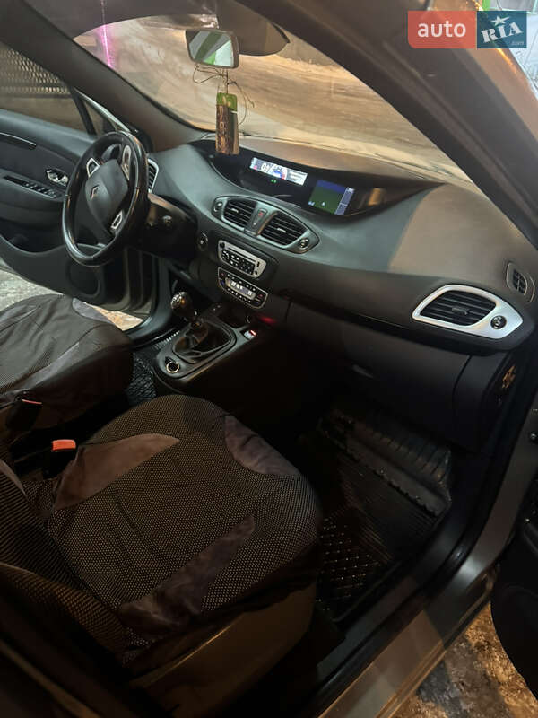 Універсал Renault Scenic 2012 в Хмельницькому