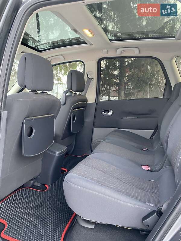 Минивэн Renault Scenic 2008 в Полтаве