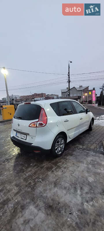 Минивэн Renault Scenic 2011 в Черновцах