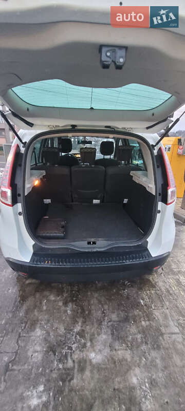 Минивэн Renault Scenic 2011 в Черновцах