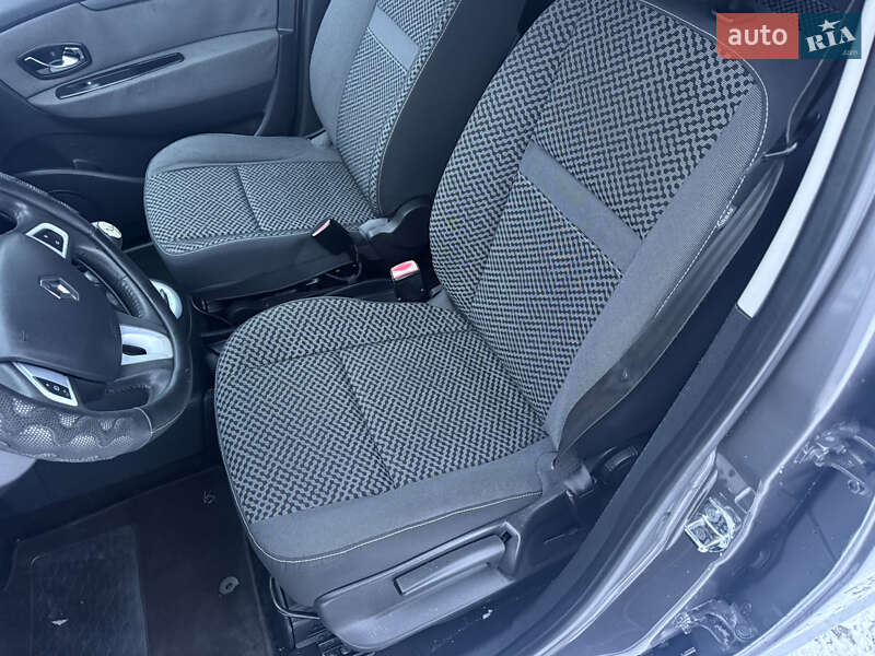 Минивэн Renault Scenic 2011 в Нововолынске фото 25 Минивэн Renault Scenic 2011 в Нововолынске