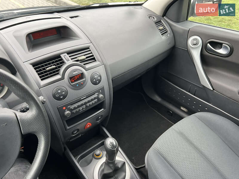 Мінівен Renault Scenic 2005 в Миколаєві