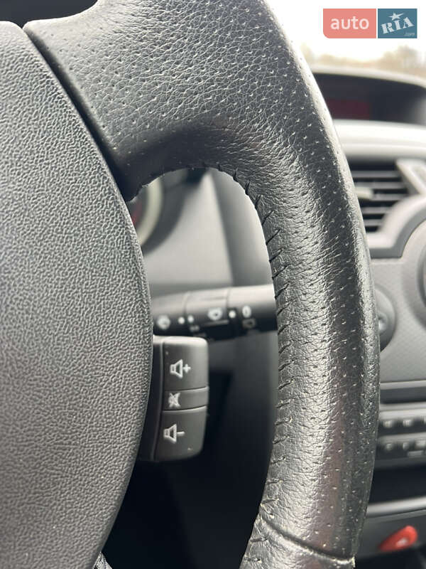 Мінівен Renault Scenic 2005 в Миколаєві