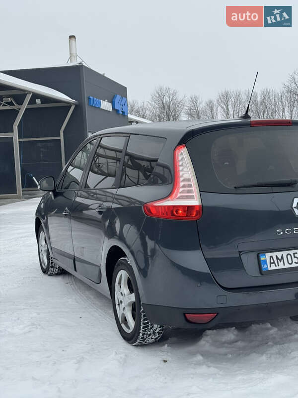 Минивэн Renault Scenic 2011 в Хмельницком