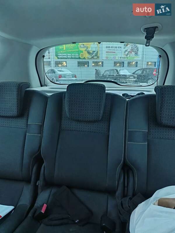 Мінівен Renault Scenic 2009 в Лубнах фото 4 Мінівен Renault Scenic 2009 в Лубнах