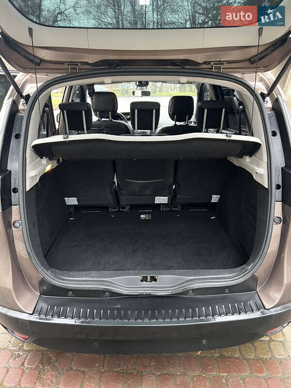 Минивэн Renault Scenic 2012 в Черновцах