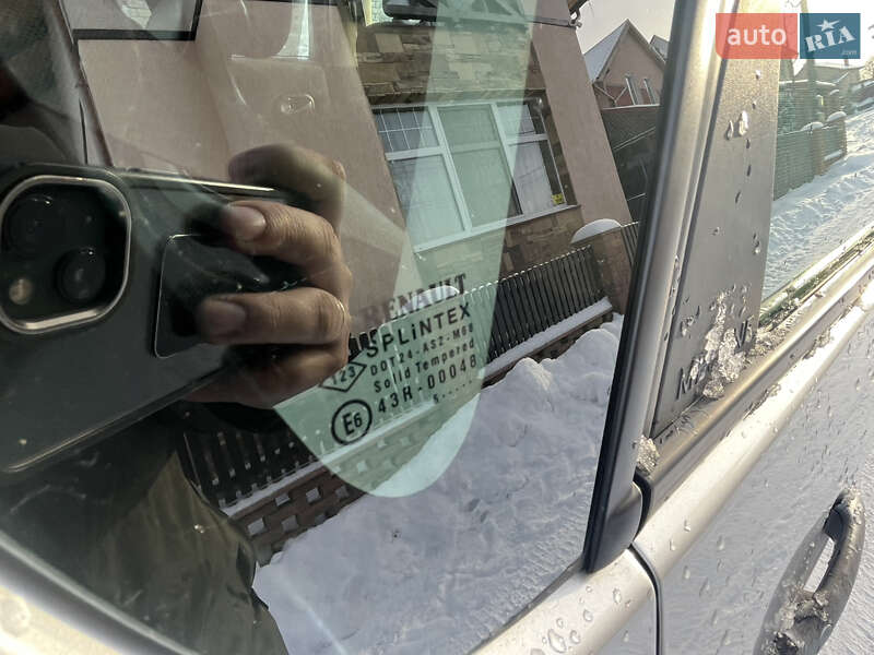 Минивэн Renault Scenic 2006 в Черновцах