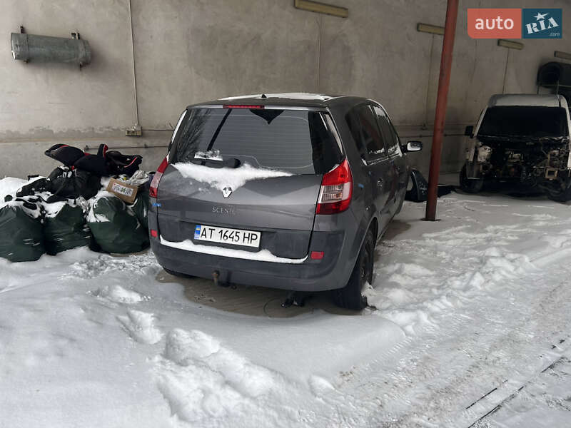 Мінівен Renault Scenic 2003 в Івано-Франківську