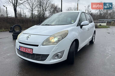 Минивэн Renault Scenic 2010 в Луцке