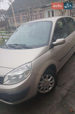 Минивэн Renault Scenic 2005 в Ровно