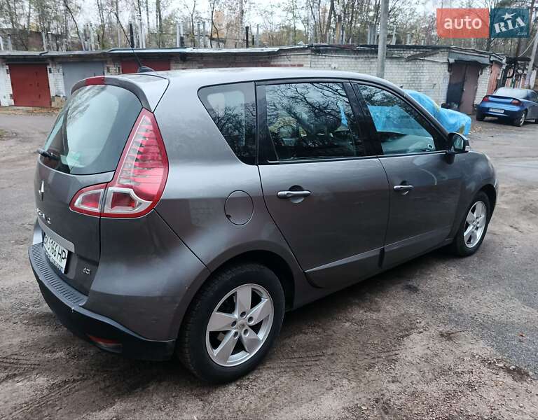 Минивэн Renault Scenic 2011 в Чернигове