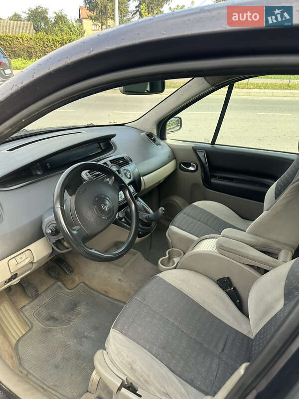 Минивэн Renault Scenic 2004 в Львове