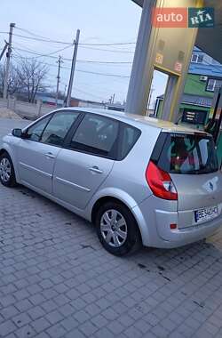 Минивэн Renault Scenic 2007 в Вознесенске