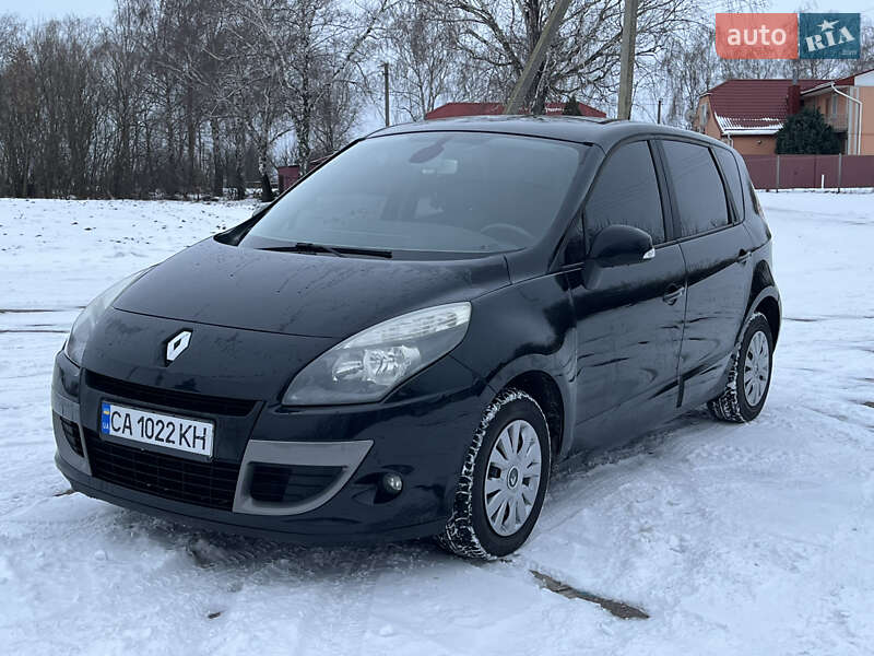 Минивэн Renault Scenic 2011 в Черкассах