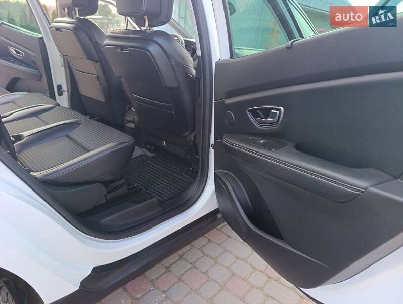 Минивэн Renault Scenic 2017 в Самборе