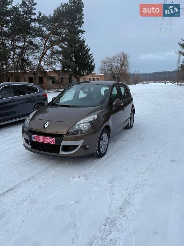 Renault Scenic 2011