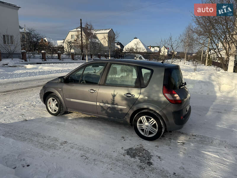 Минивэн Renault Scenic 2004 в Вараше фото 16 Минивэн Renault Scenic 2004 в Вараше