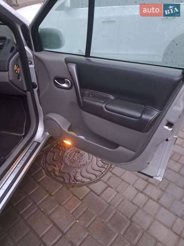 Минивэн Renault Scenic 2005 в Одессе