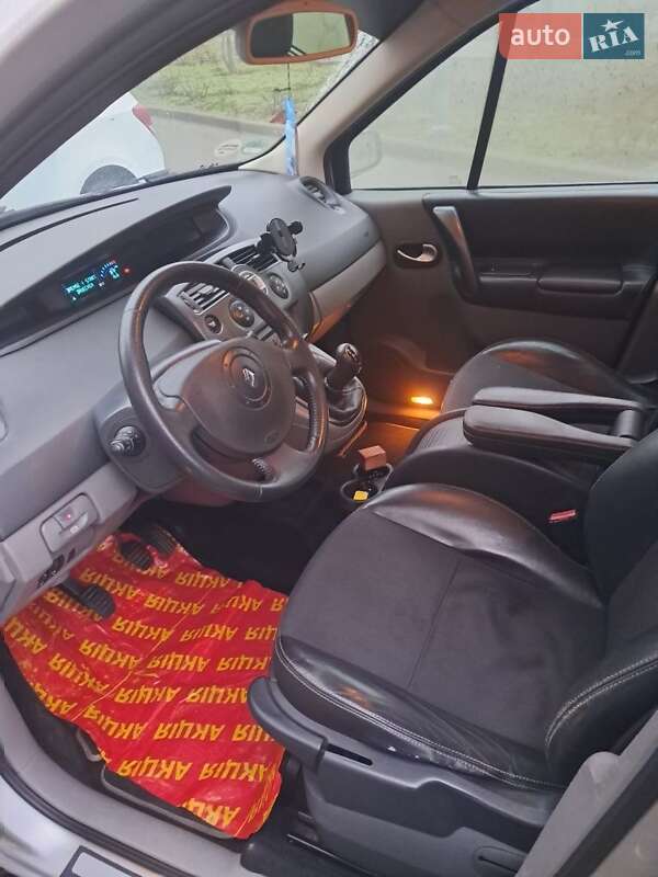 Минивэн Renault Scenic 2005 в Одессе