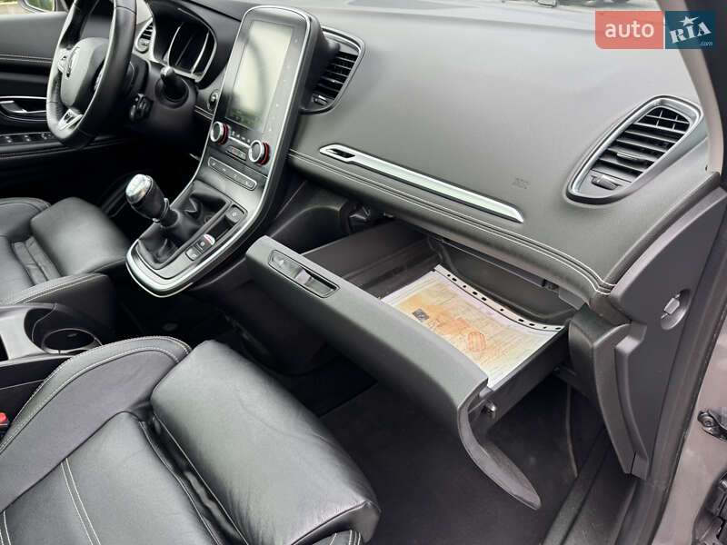 Минивэн Renault Scenic 2016 в Хмельницком